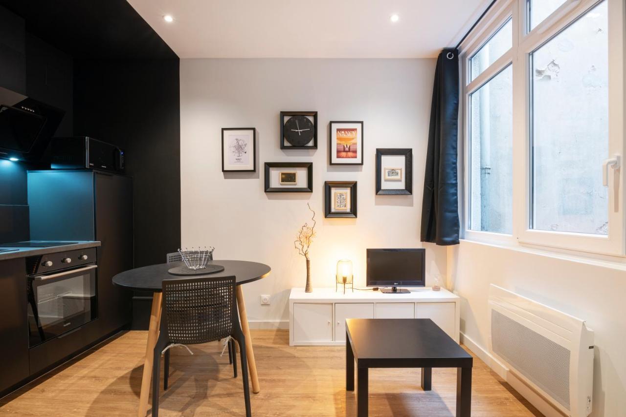 Le Cocon Des Dominicains - Duplex Pour 2, Nancy Appartement Buitenkant foto